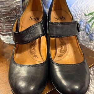 Women's Black Mary Jane Shoes